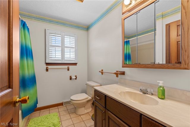 117 Cooper Drive, St Clairsville, OH 43950