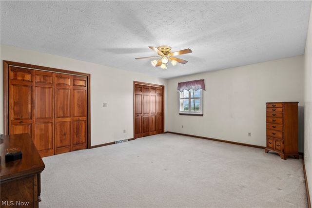 117 Cooper Drive, St Clairsville, OH 43950