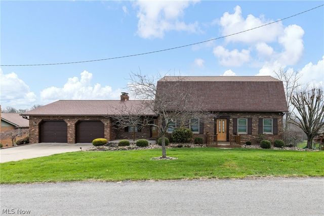 117 Cooper Drive, St Clairsville, OH 43950