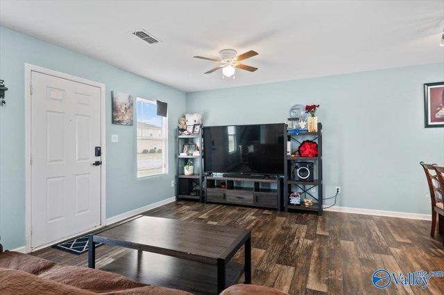 301 Kenneth Boulevard NW, Madison, AL 35757