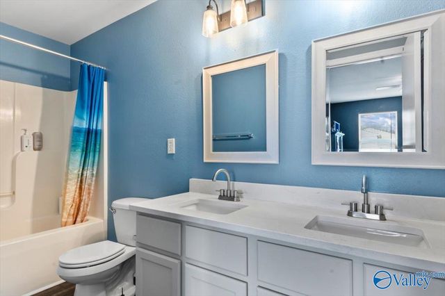 301 Kenneth Boulevard NW, Madison, AL 35757