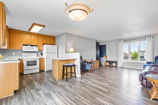 3391 39th Street S, Moorhead, MN 56560