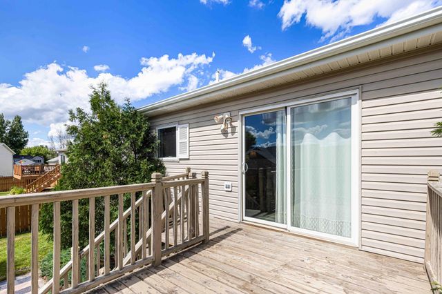 3391 39th Street S, Moorhead, MN 56560