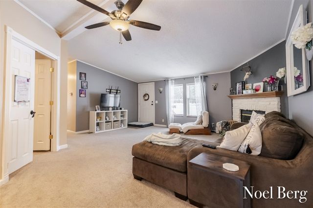 340 E River Road, Muskegon, MI 49445