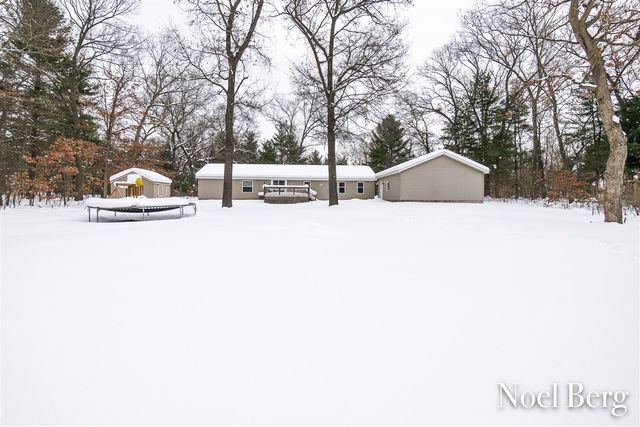 340 E River Road, Muskegon, MI 49445