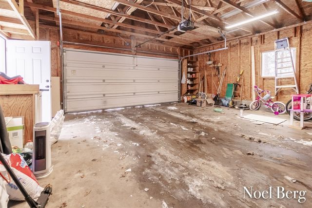 340 E River Road, Muskegon, MI 49445