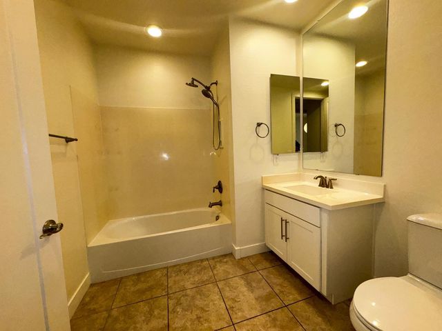 6565 E Thomas Road Unit 1046, Scottsdale, AZ 85251