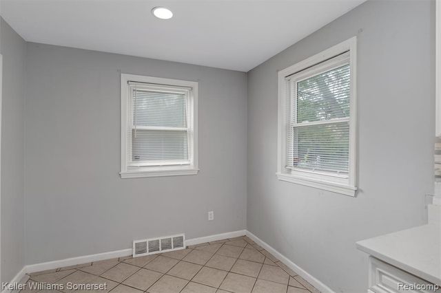 16701 Lindsay Street, Detroit, MI 48235