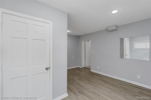 16701 Lindsay Street, Detroit, MI 48235