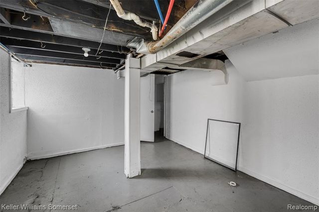 16701 Lindsay Street, Detroit, MI 48235