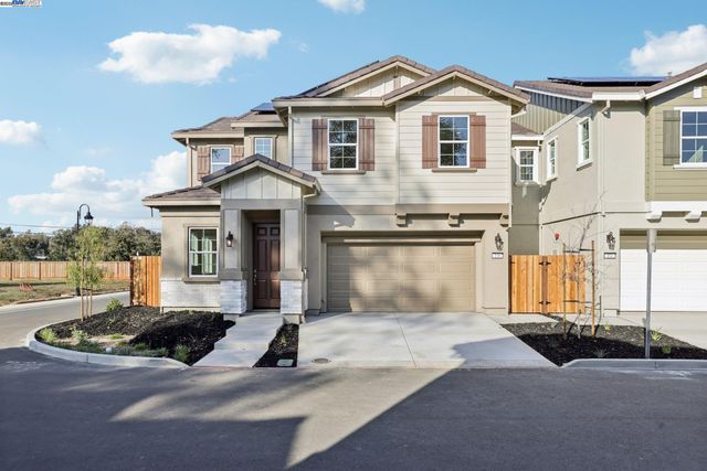 109 Creek View Cir, Fairfield, CA 94533