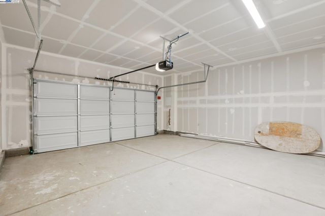 109 Creek View Cir, Fairfield, CA 94533