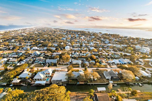 248 Pizarro Rd, St Augustine, FL 32080