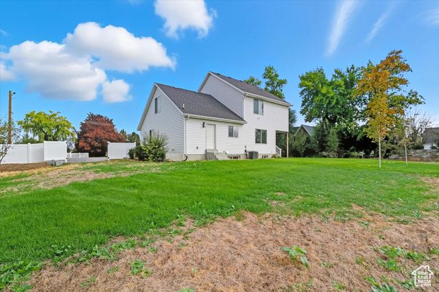 535 W 300 N, Hyrum, UT 84319