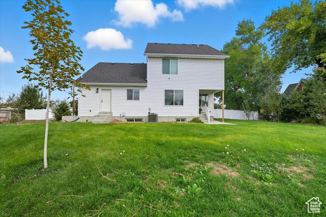 535 W 300 N, Hyrum, UT 84319