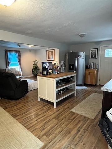 164 Greene St, Hopedale, MA 01747