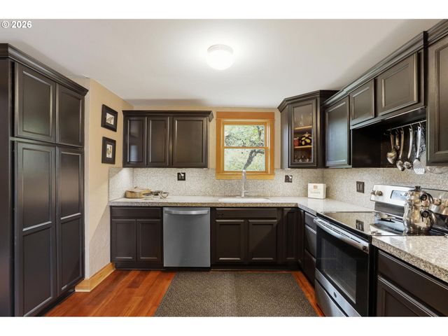 7104 N PRINCETON St, Portland, OR 97203