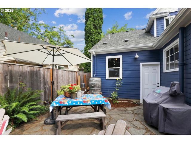 7104 N PRINCETON St, Portland, OR 97203