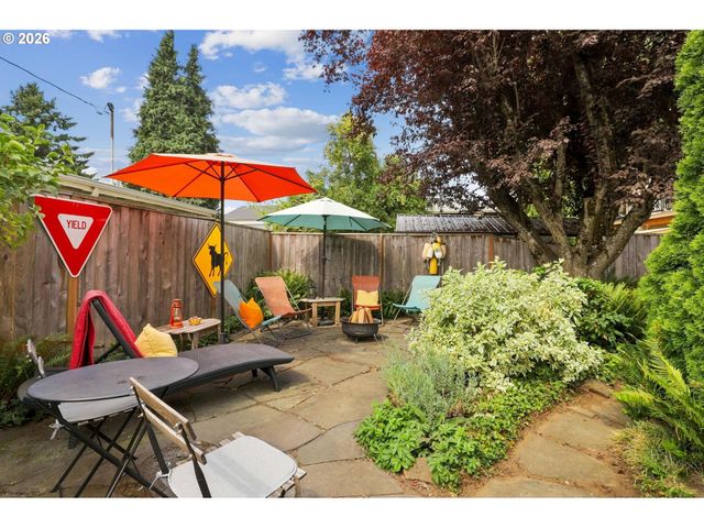 7104 N PRINCETON St, Portland, OR 97203