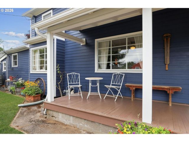 7104 N PRINCETON St, Portland, OR 97203