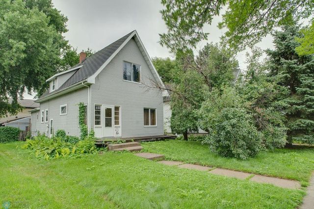 411 12th Street N, Fargo, ND 58102