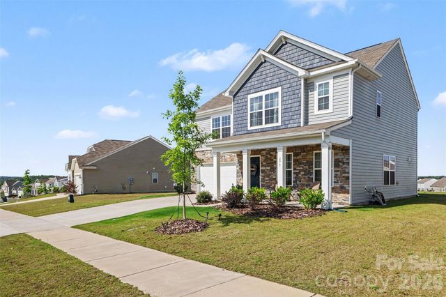 679 Mile Creek Road, Edgemoor, SC 29712