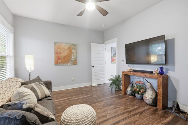 493 Highpoint Ter, Brentwood, TN 37027