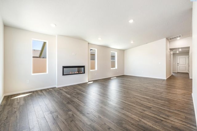 6021 Road 115, Pasco, WA 99301