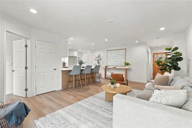 17217 S Hoover Street, Gardena, CA 90247