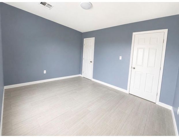 1413 NE Grand Boulevard, Oklahoma City, OK 73117
