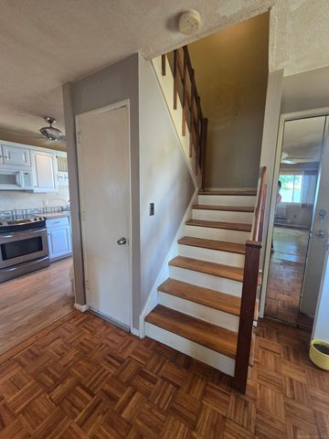 208 West Walk 208, West Haven, CT 06516