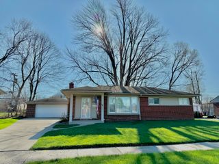 1117 Coleman Street, Ypsilanti Twp, MI 48198