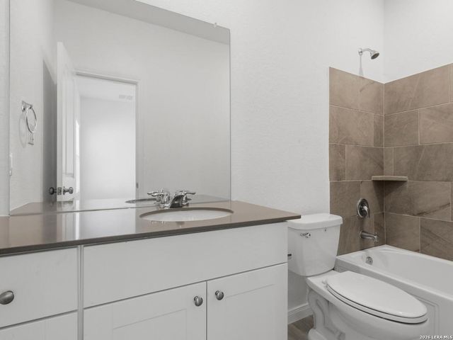 12914 Rosemary Bnd, St Hedwig, TX 78152