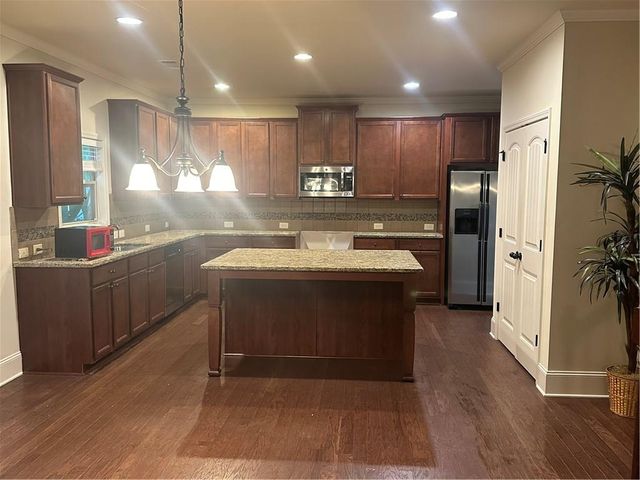 2304 Northglenn Court, Conyers, GA 30013