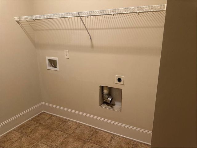 2304 Northglenn Court, Conyers, GA 30013