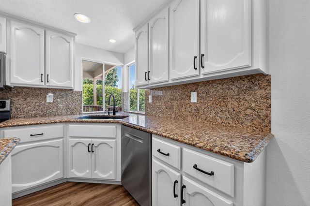 616 Cardigan Ct, Roseville, CA 95747