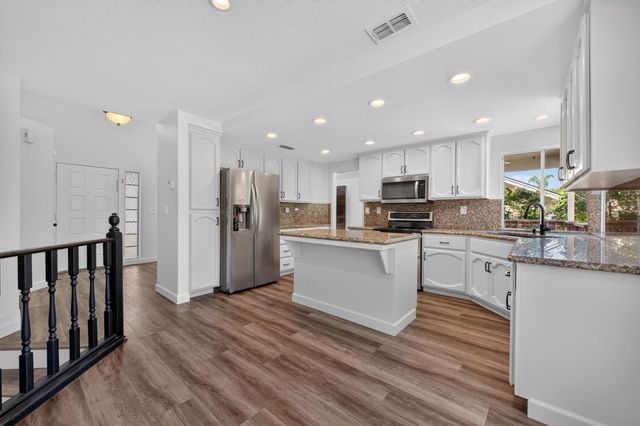 616 Cardigan Ct, Roseville, CA 95747