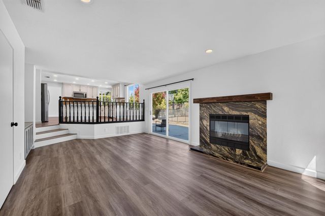 616 Cardigan Ct, Roseville, CA 95747