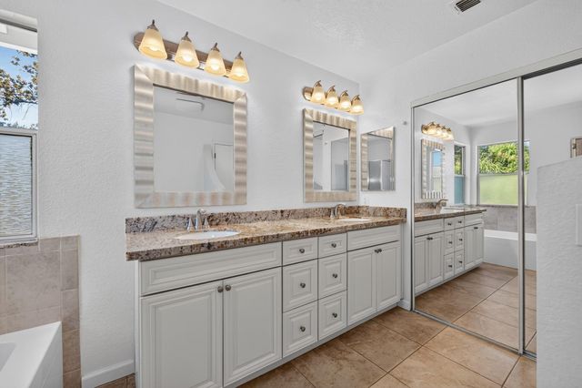 616 Cardigan Ct, Roseville, CA 95747
