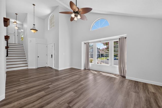 616 Cardigan Ct, Roseville, CA 95747