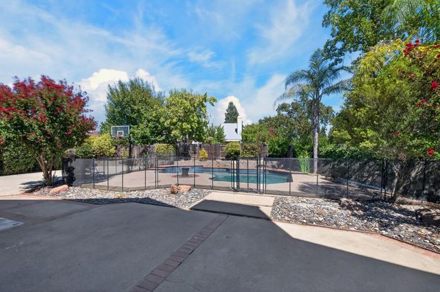 616 Cardigan Ct, Roseville, CA 95747