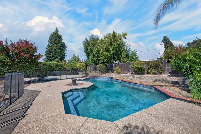 616 Cardigan Ct, Roseville, CA 95747