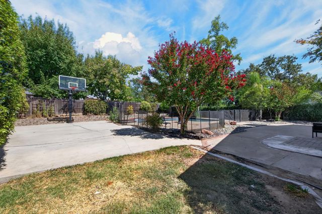 616 Cardigan Ct, Roseville, CA 95747