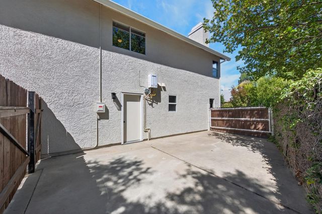 616 Cardigan Ct, Roseville, CA 95747