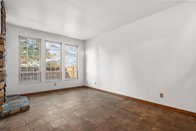 5129 Pinata Place NE, Albuquerque, NM 87109