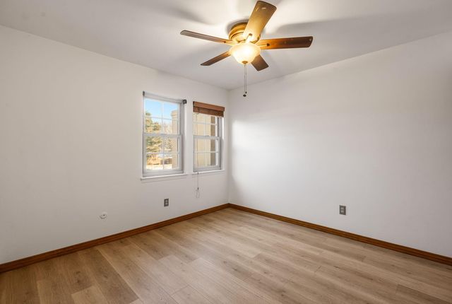 5129 Pinata Place NE, Albuquerque, NM 87109