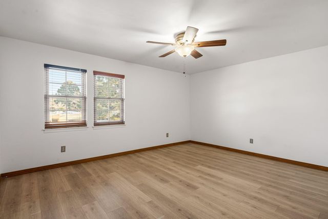 5129 Pinata Place NE, Albuquerque, NM 87109