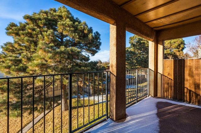 5129 Pinata Place NE, Albuquerque, NM 87109