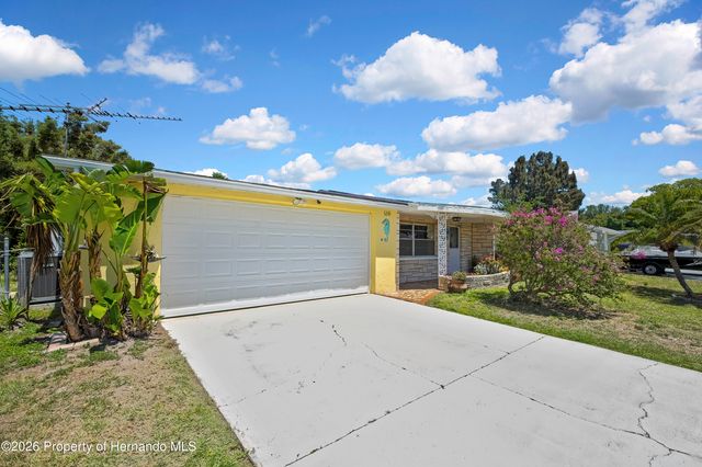 5239 Eagle Drive, Holiday, FL 34690
