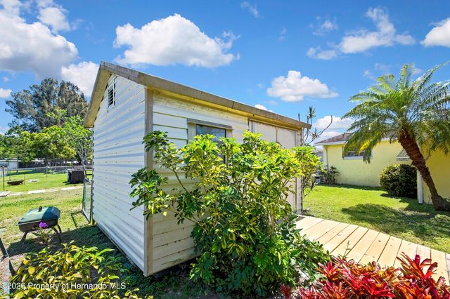 5239 Eagle Drive, Holiday, FL 34690